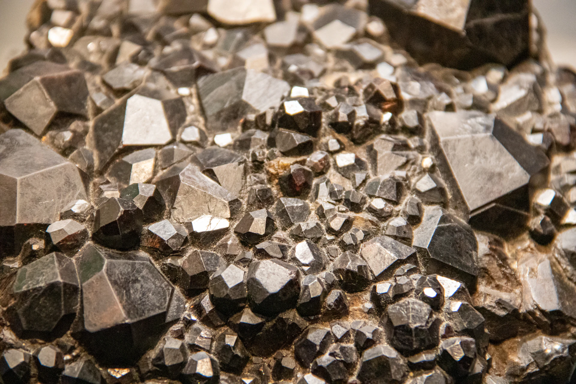 Mineral fragments graded for shipment